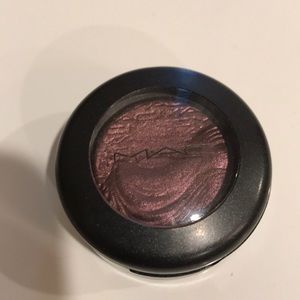 MAC extra dimension shadow “rich core”